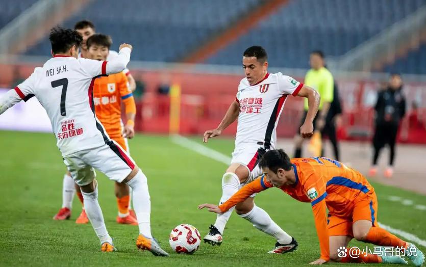 关于欧篮联赛程吃紧，成都蓉城加时末段止住颓势，气氛紧张，年轻球员得到机会的信息